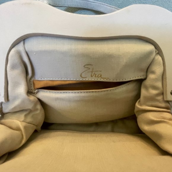 Purse - Picture 6 of 9